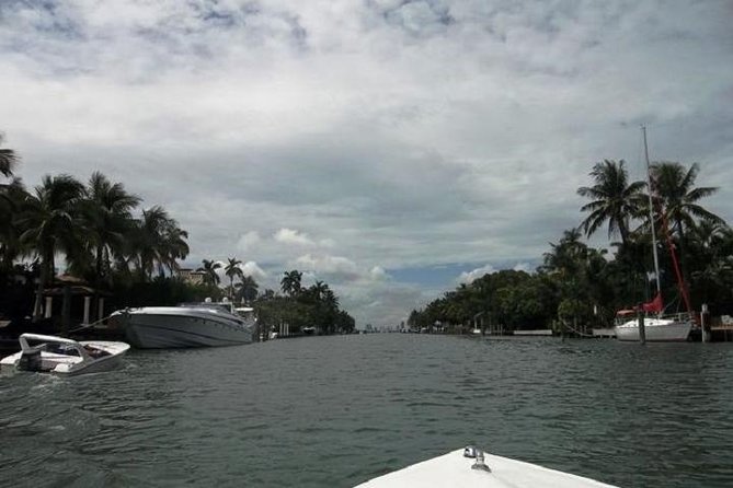 Fully Private Speed Boat Tours, VIP-style Miami Speedboat Tour of Star Island! - From Biscayne Bay to Star Island