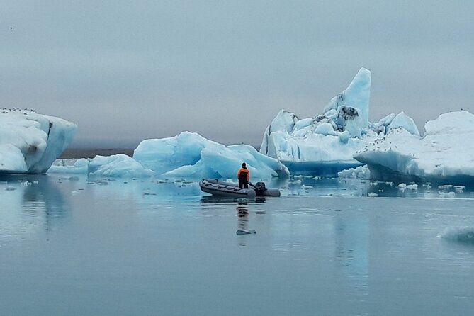 Glacier Lagoon Private Tour with Private Zodiac boat ride on the Iceberg Lagoon - Skógafoss: power, mist, and a 40-minute stop