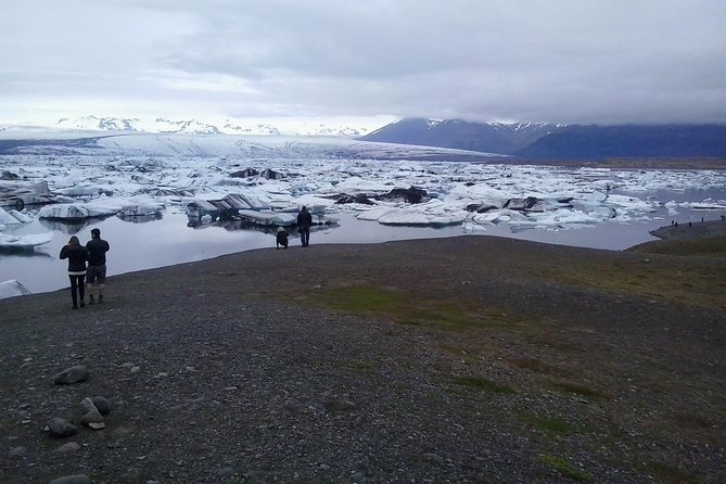 Glacier Lagoon Private Tour with Private Zodiac boat ride on the Iceberg Lagoon - The Fjallsárlón Zodiac ride, step by step