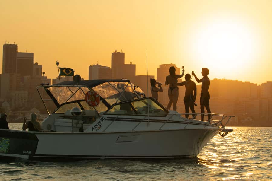 Glória: Sunset Speedboat Cruise with Drinks and Snacks - Comfort, weather, and what to pack