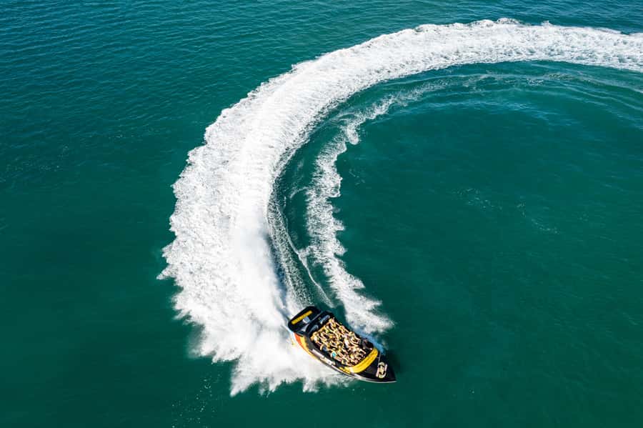 Gold Coast: 1-Hour Extreme Jet Boat Ride - Cruising through canals before the speed begins