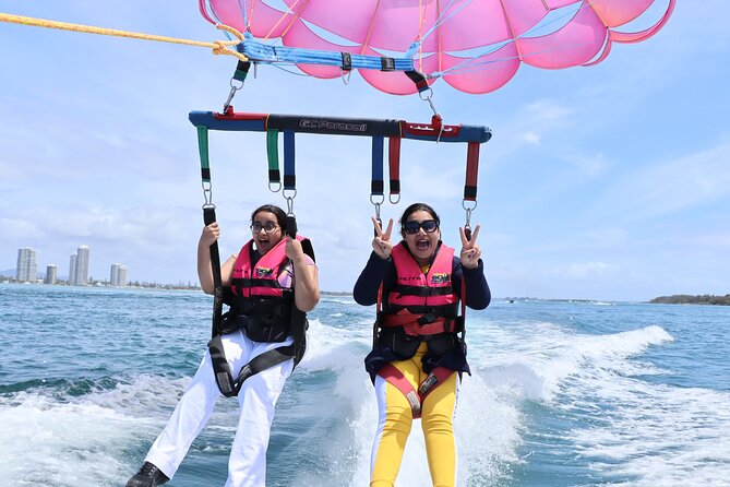 Gold Coast & Surfers Paradise - Parasail & V8 Jetboat Combo - Starting at Marina Mirage in Main Beach