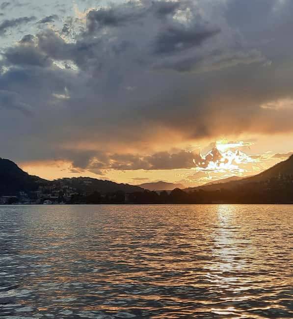Grand Tour, on luxury speedboat at Lake Como - Villa del Balbianello and Tremezzo