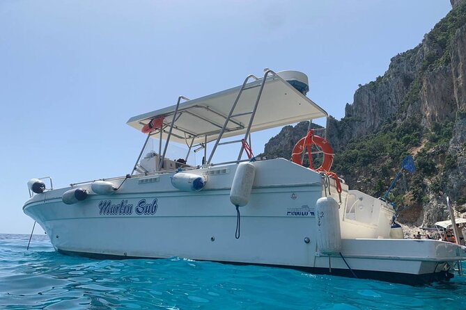 Gulf of Orosei Speedboat Trip with Aperitif from Cala Gonone - Cala Sisine: more space for a proper beach break