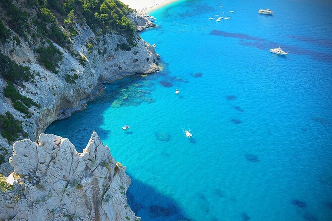 Gulf of Orosei Speedboat Trip with Aperitif from Cala Gonone - Cala Luna: the photogenic first beach