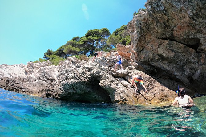 Half-Day Best Beaches & Bays Private Speed Boat Tour - Timing, weather, and cancellation rules