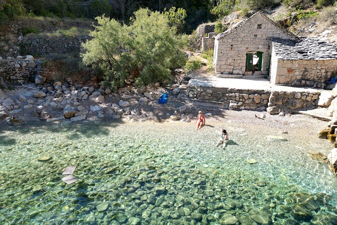 Half-day Speedboat Tour: Explore Hidden Gems of Hvar Island - What the five-hour schedule really feels like