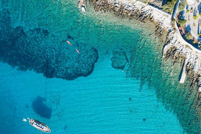 Half day speedboat tour to Solta island & Blue Lagoon from Trogir - Two hours in Maslinica on Šolta
