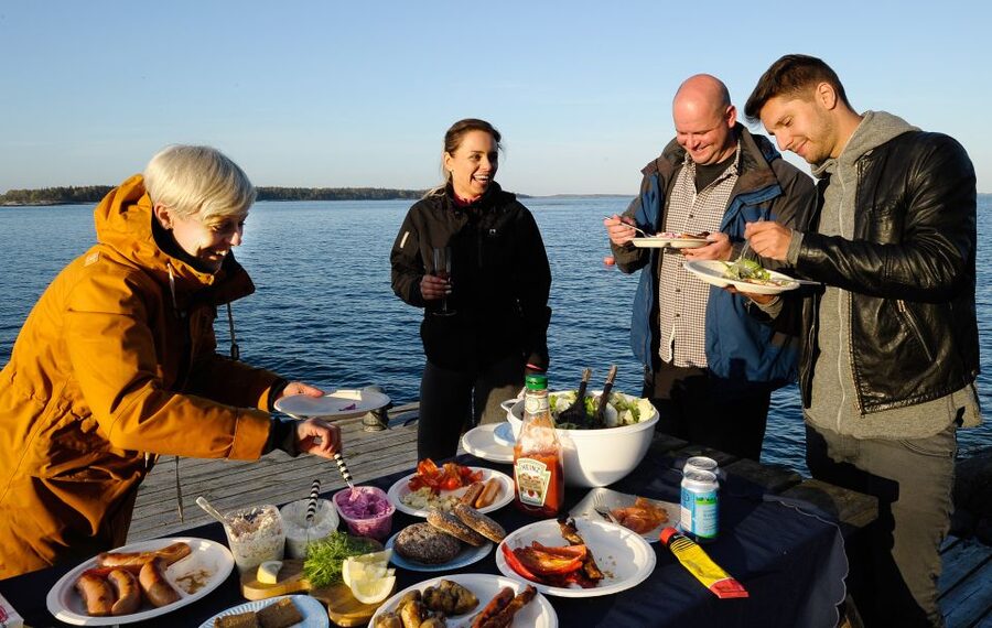 Helsinki: Archipelago RIB Boat Tour with BBQ Lunch and Sauna - From Café Marina Bay to open water
