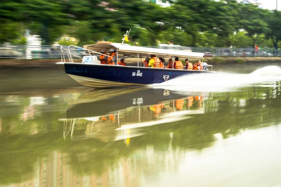 Ho Chi Minh City: Mekong Delta Full-Day Speedboat Tour - Thu Thua Market and the local trading day