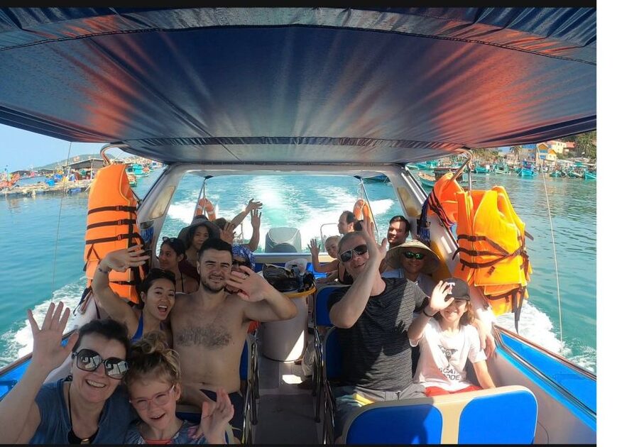 Hoi An/Da Nang: Snorkelling & Island-Hopping Speedboat Tour - 8:30 pickup and the ride from Hoi An or Da Nang