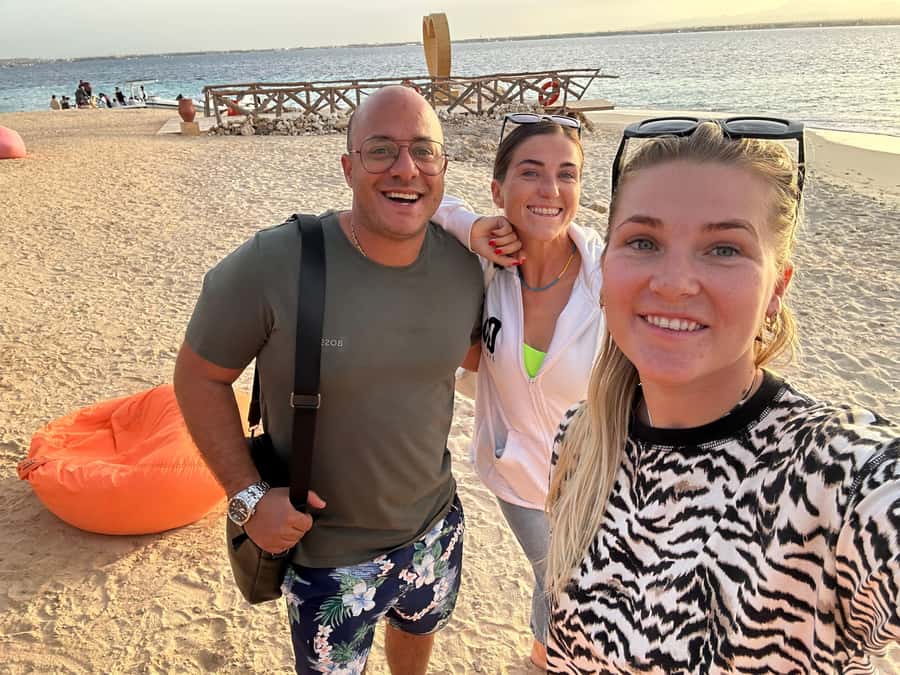 Hurghada: Magawish Island Speedboat W Snorkelling & Lunch - Magawish Island gives you up to two hours on the sand