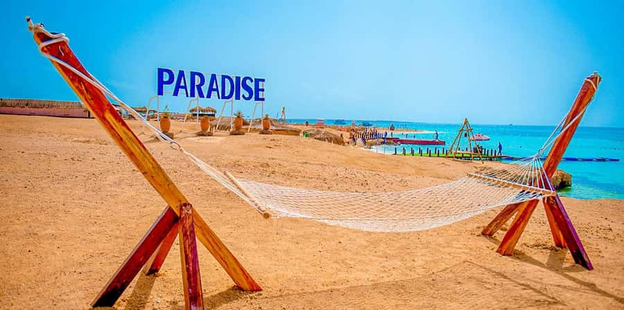 Hurghada: Paradise Speedboat w/ Optional Snorkeling & Lunch - The 20-minute speedboat crossing