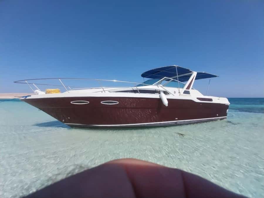 Hurghada: Private Luxury Speedboat W Snorkelling & Fruits - A private start from your Hurghada hotel