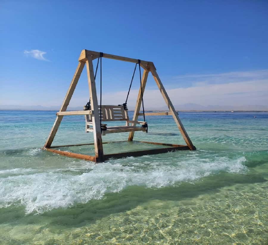 Hurghada: Private Speedboat to Orange Bay and White Island - The speedboat ride sets the tone