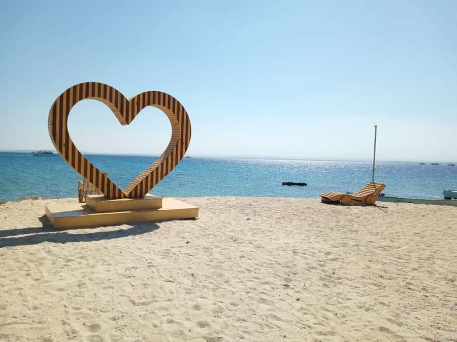 Hurghada : Sunset & Barbecue at Magawish Island By Speedboat - The island barbecue and shaded rest