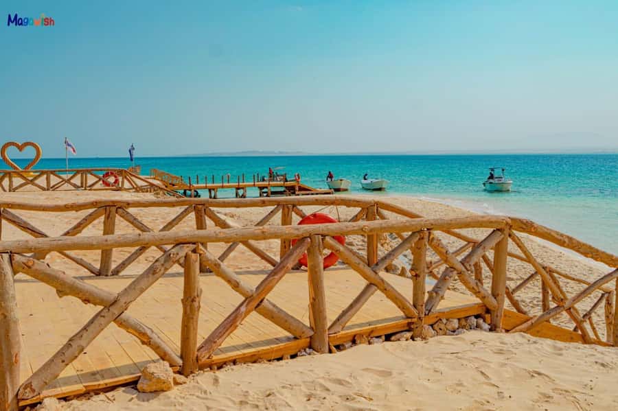 Hurghada : Sunset & Barbecue at Magawish Island By Speedboat - What the $371 price really buys