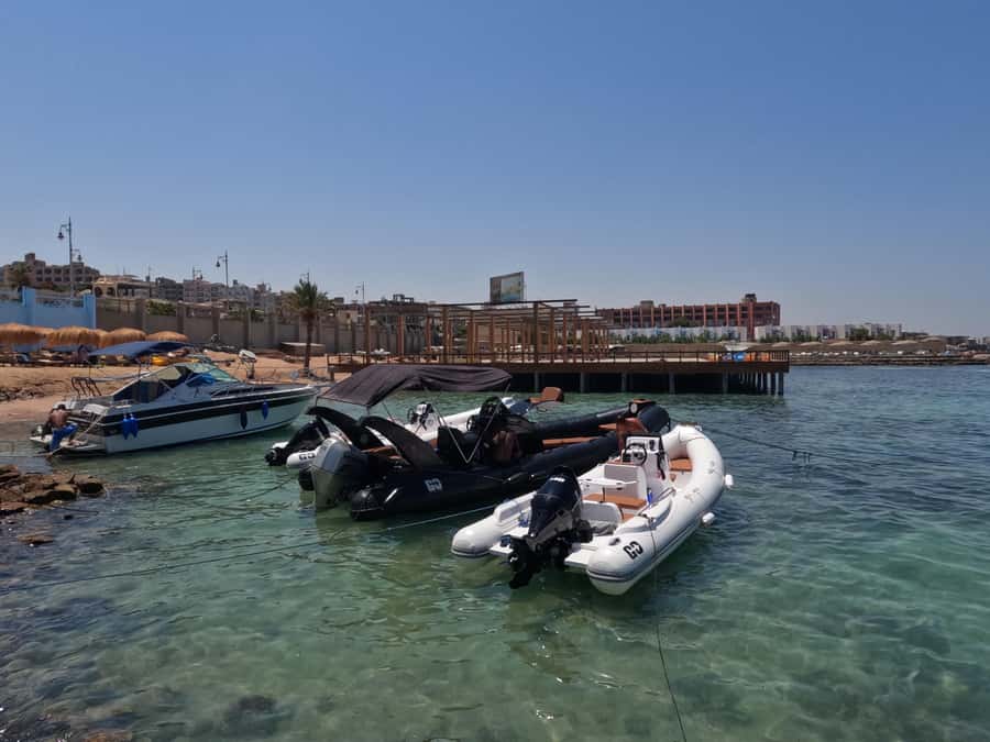 Hurghada: White Island Speedboat Tour, Snorkeling, & Lunch - What the $180 group price really offers