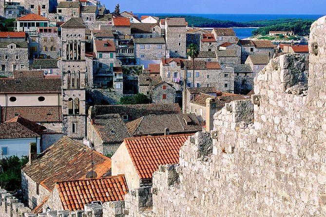 Hvar and Pakleni Tour with Speedboat Ride from Split or Trogir - Hula Hula Hvar closes the sea portion