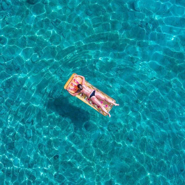 Hvar: Blue Cave, Green Cave & Stiniva Beach Speed Boat Tour - Stiniva Cove rewards the boat ride