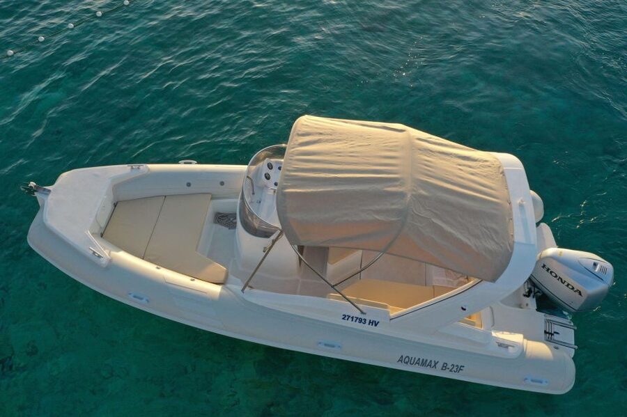 Hvar:Blue & Grenn Cave and Vis Island Private Speedboat Tour - Key points to know before booking