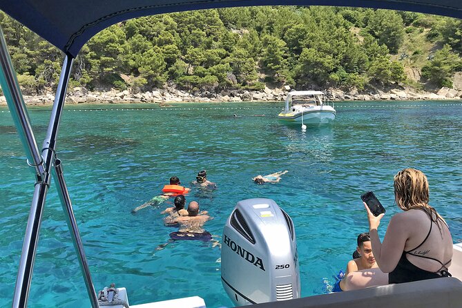 Hvar & Pakleni Islands: Private Speedboat Tour - Two hours among the Pakleni Islands