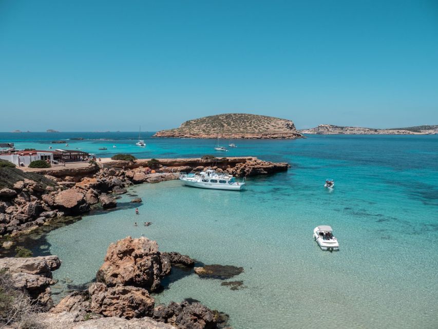 Ibiza: Private Beach and Cave Speedboat Tour - Key points at a glance
