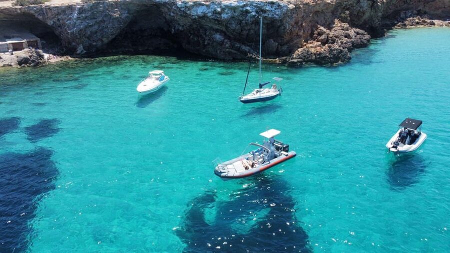 Ibiza: SpeedBoat trip to Atlantis & Es Vedra Snorkel+Paddle - Es Vedrá and Atlantis: the central stop