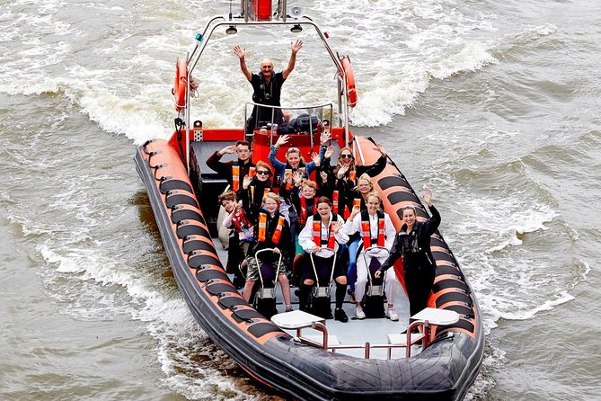 Iconic Sights of London: High-Speed Boat Trip - Historic ships and bridges along the Thames