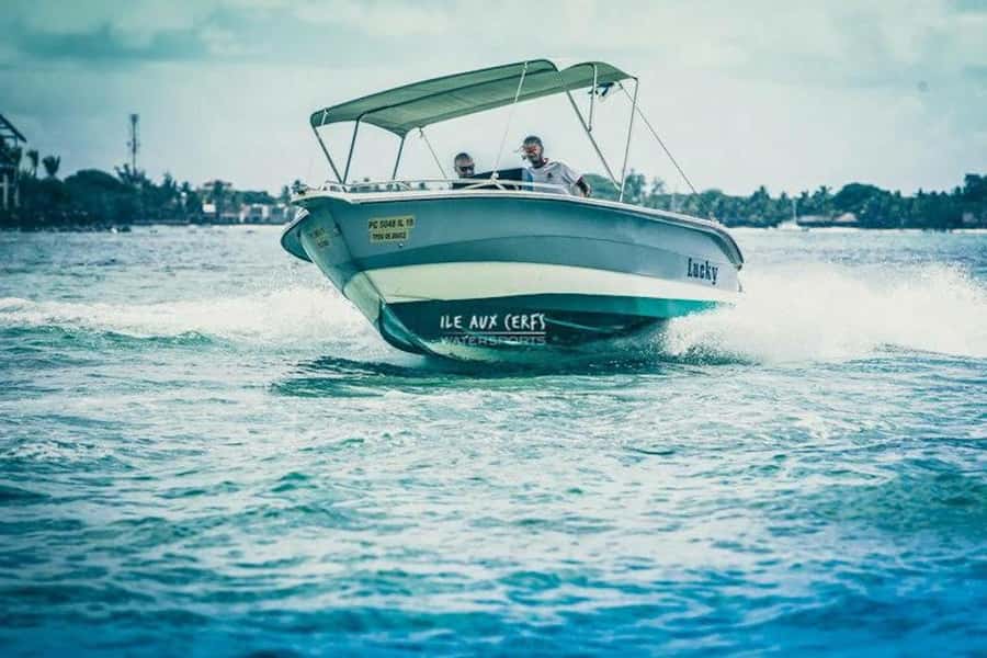 Ile aux Cerfs Speedboat Trip & Transport: Private or Shared - Grand River South East Waterfall by Speedboat