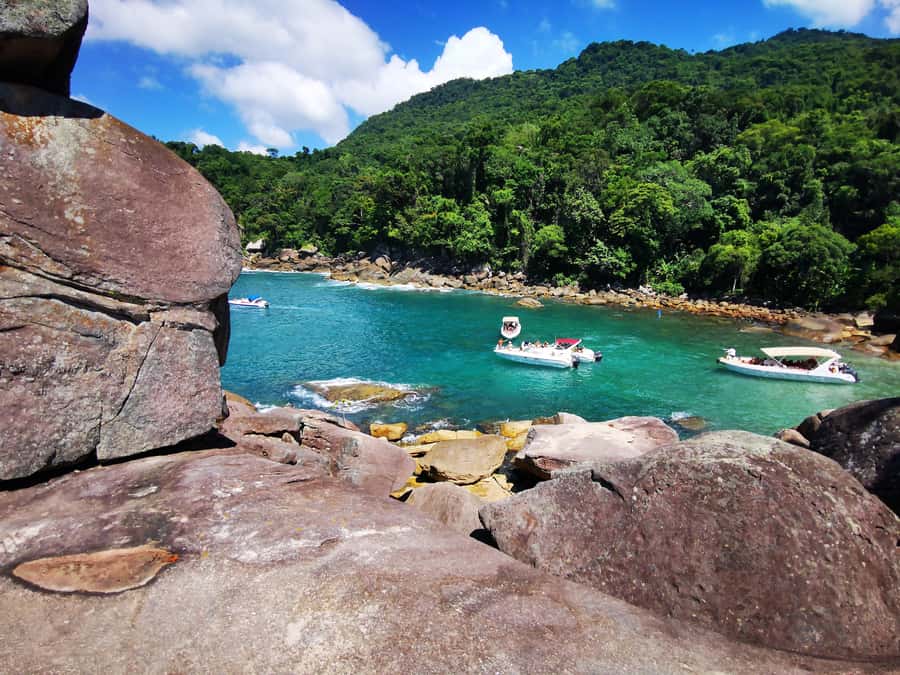 Ilha Grande: 360° Circumnavigation Speed Boat Tour - 8h - The southern coast and Ilha Grande State Park