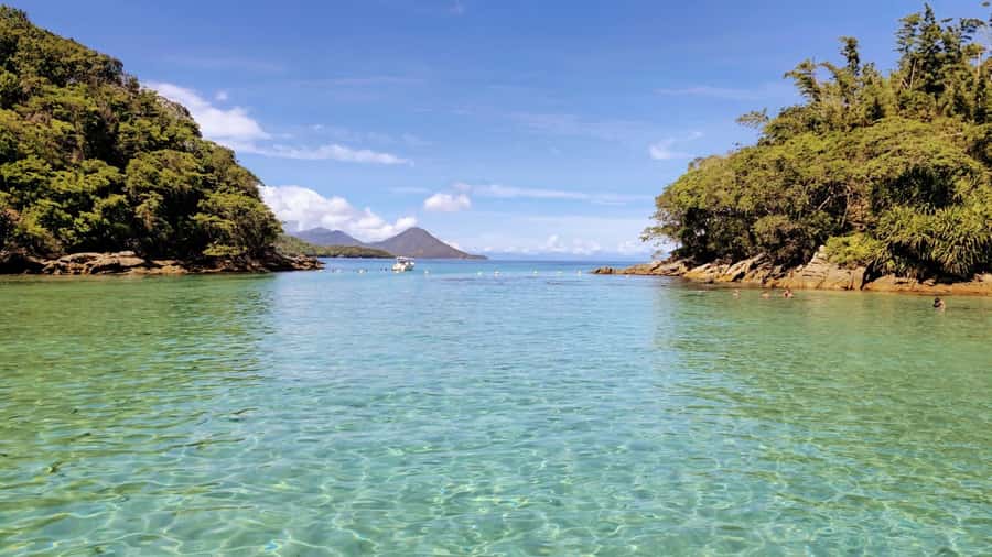 Ilha Grande: 6-Hour Speedboat Tour to Blue and Green Lagoons - Why this Ilha Grande speedboat trip is worth considering