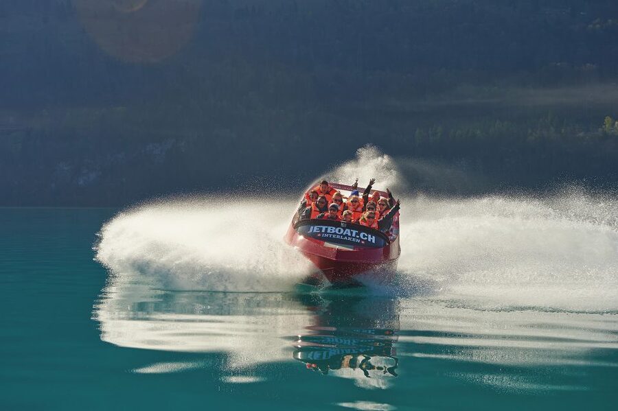 Interlaken: Scenic Jetboat Ride on Lake Brienz - Lake Brienz from the Bönigen harbor