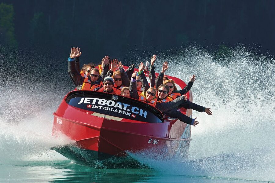 Interlaken: Scenic Jetboat Ride on Lake Brienz - Giessbach Falls and the best views on Lake Brienz