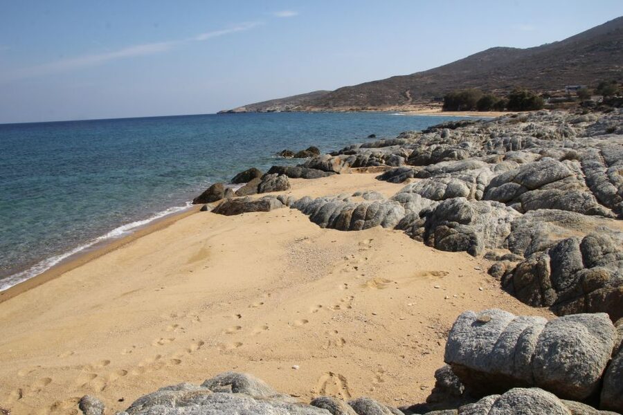 Ios Island: Speedboat Cruise from Mylopotas Beach - Why see Ios from a speedboat?