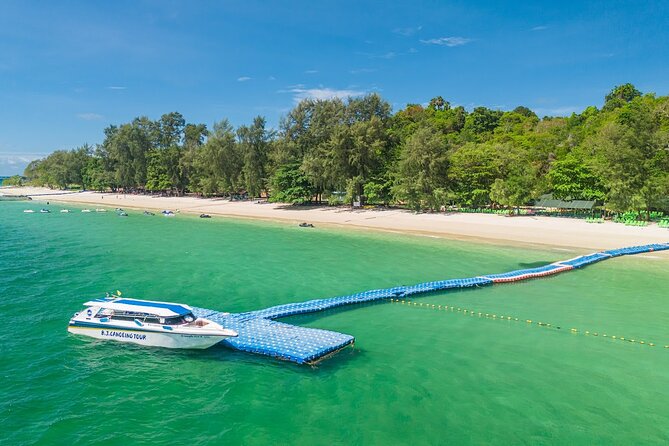 James Bond Island by Speedboat and Canoe at Hong Island - Swimming and downtime at Naka Island