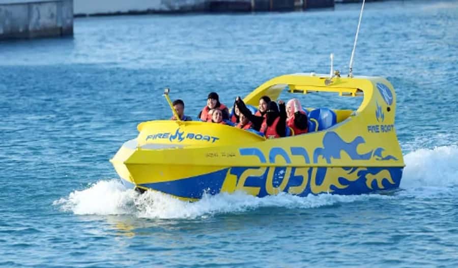 Jeddah: Red Sea Speedboat Tour with Captain - A 10-minute photo stop at Al Rahmah Mosque