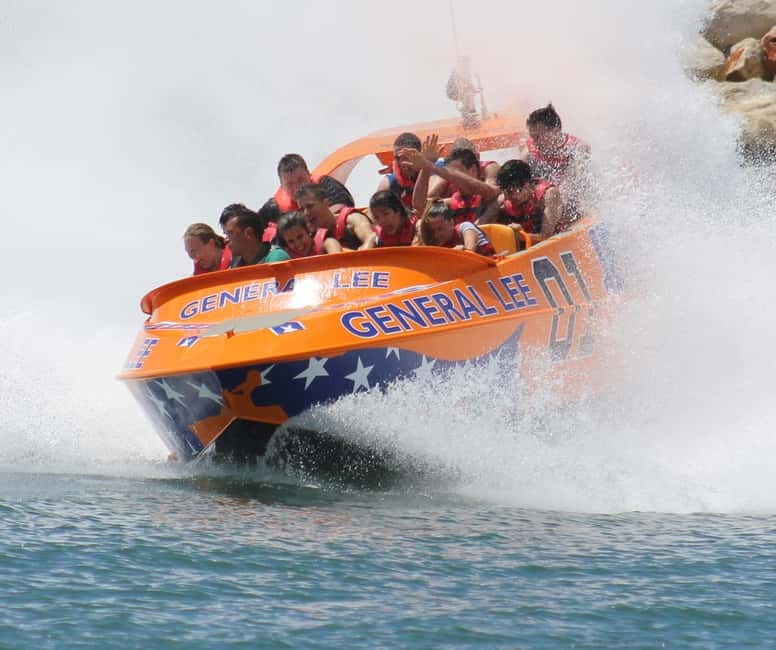 Jet Boat Experience in Vilamoura - Spins, waves, and power brake stops