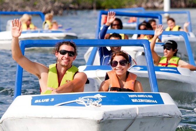 Jungle Tour In Cancun, drive a speedboat through the lagoon with your companion - Who will enjoy this Cancun outing most