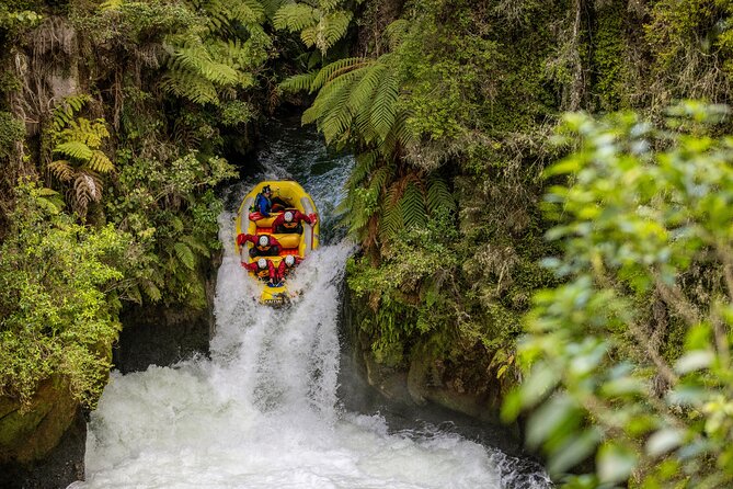 Katoa Jet Boat & Lake Rotoiti Hot Pools - Who will enjoy this most