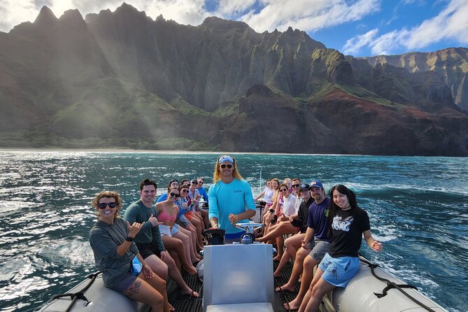 Kauai: Nā Pali Coast Zodiac Raft Expedition and Snorkeling - What Kind of Boat Ride Is This?