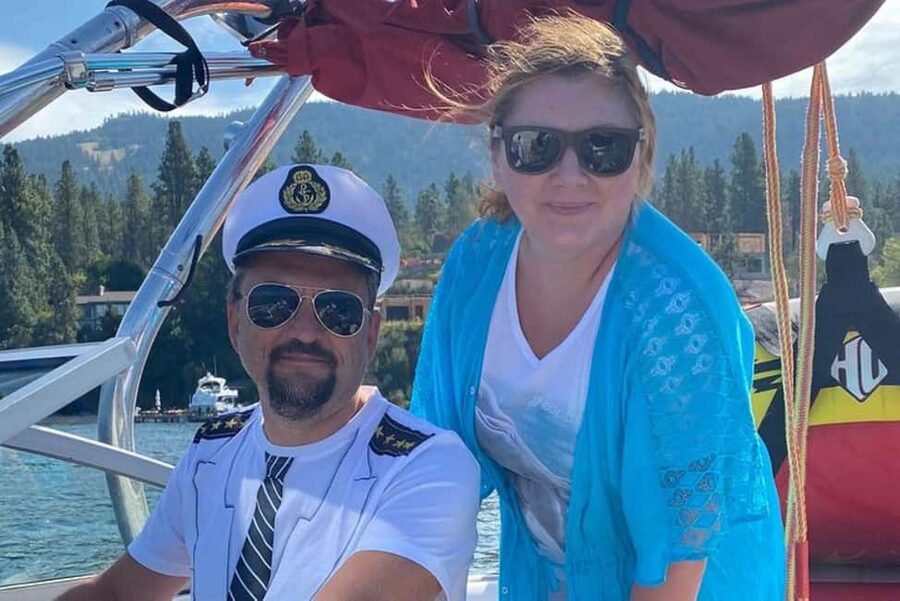 Kelowna: StarCraft C1700 Speed Boat Rental - A private Kelowna boat day, sized for seven