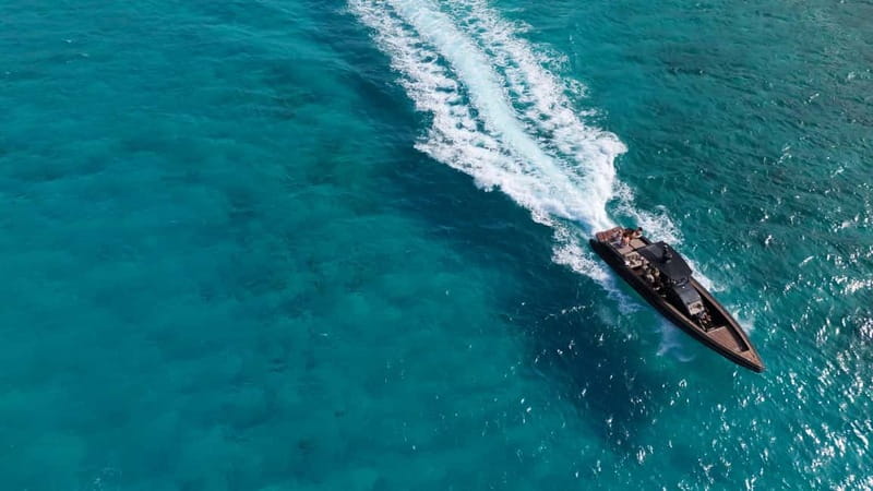 Kissamos: Small Group Speedboat Cruise to Balos & Gramvousa - The short crossing to Balos Lagoon