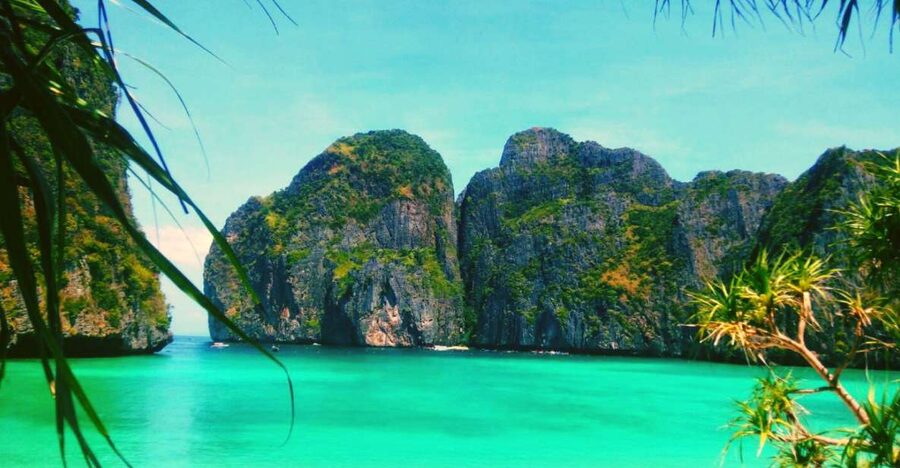 Ko Lanta: Phi Phi Day Trip by Speed Boat - Should you book the Phi Phi speedboat trip?