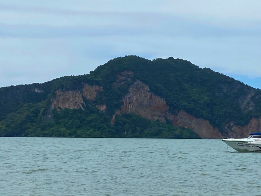 Ko Yao: Premium James Bond Island Trip by Speedboat & Canoe - Canoeing Into Hong Island