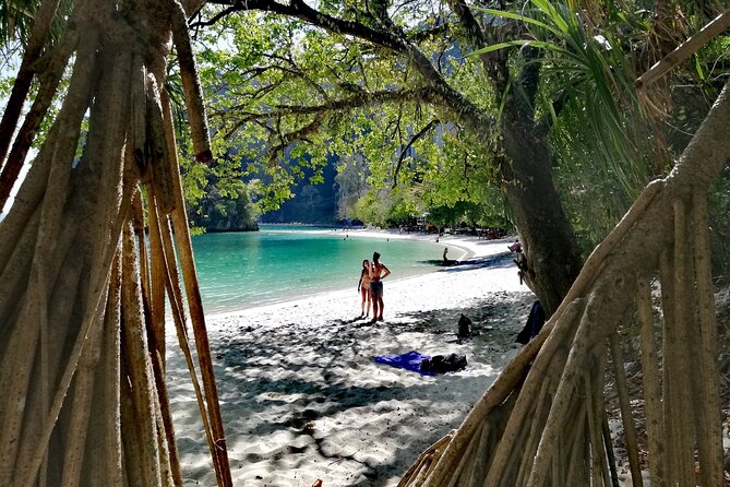 Koh Hong Private Tour from Krabi by Speedboat - Lao Lading, a small beach framed by cliffs