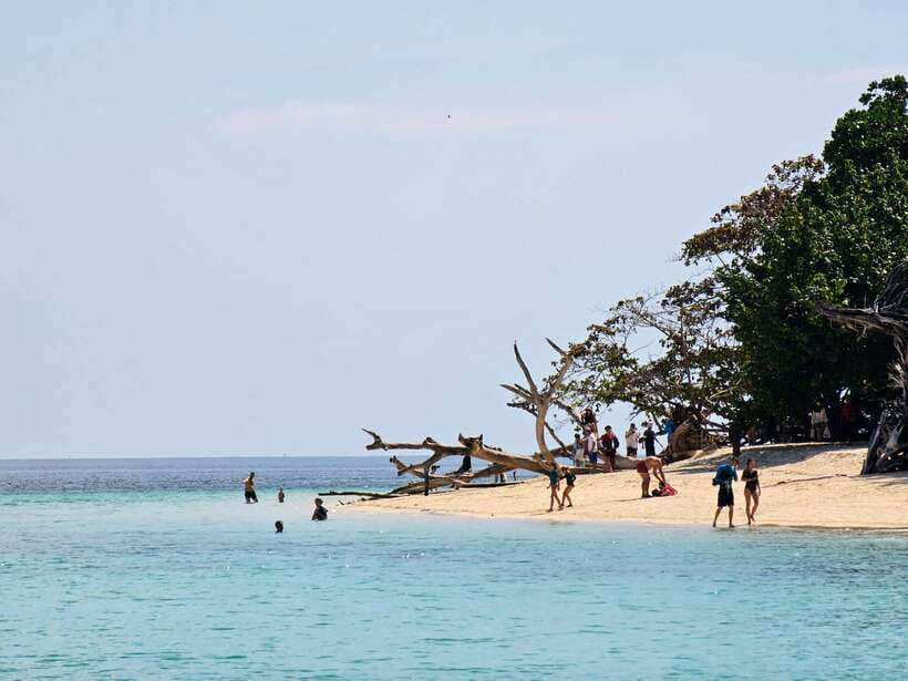 Koh Lanta: 4 Islands Tour by Speedboat with Snorkeling - Who should book this Koh Lanta island tour?