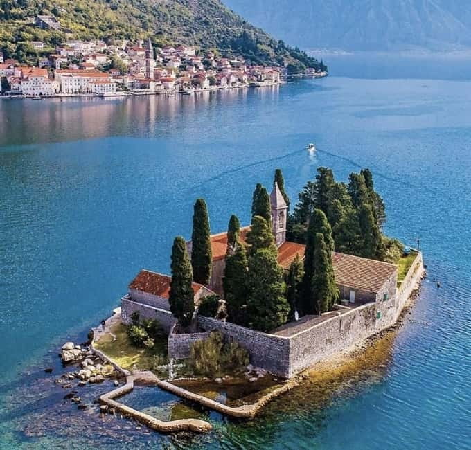 Kotor: 3 Hours Speedboat to Perast and Our Lady of the Rocks - Why this short Kotor boat trip works