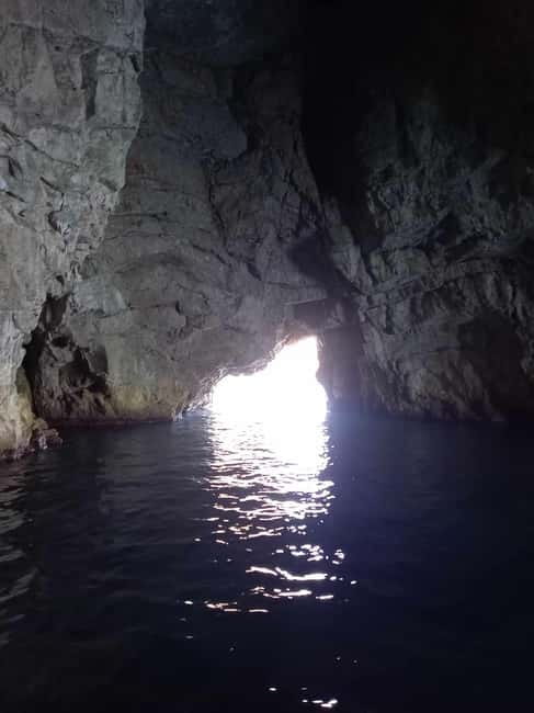 Kotor: Blue Cave, and Full Bay Speedboat Tour - Who should book this tour?
