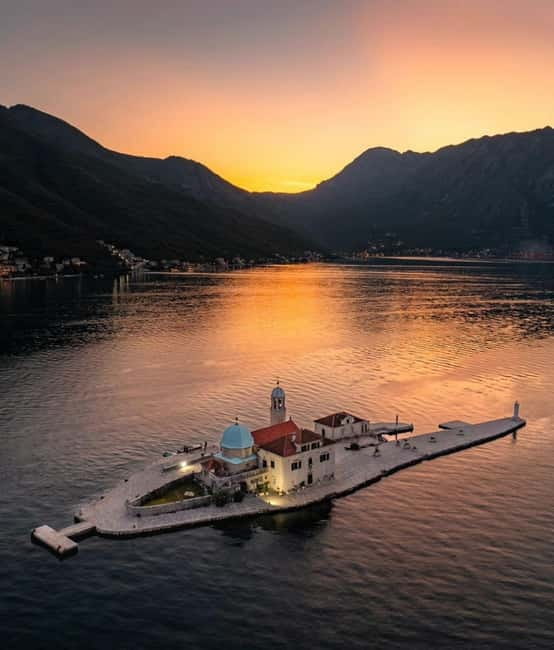Kotor: Blue Cave and Lady of the Rocks Speedboat Tour - The first ride past Perast